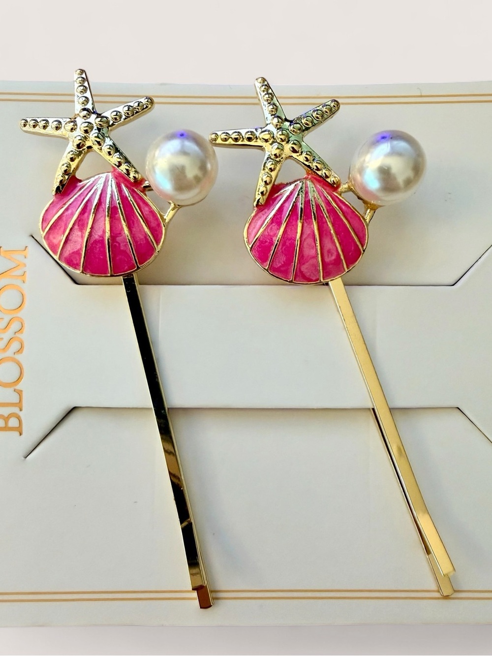 BUY NOW Pearl Enamel Seashell Starfish Accent Hair Clip (Set of 2) - Picture 5 of 9